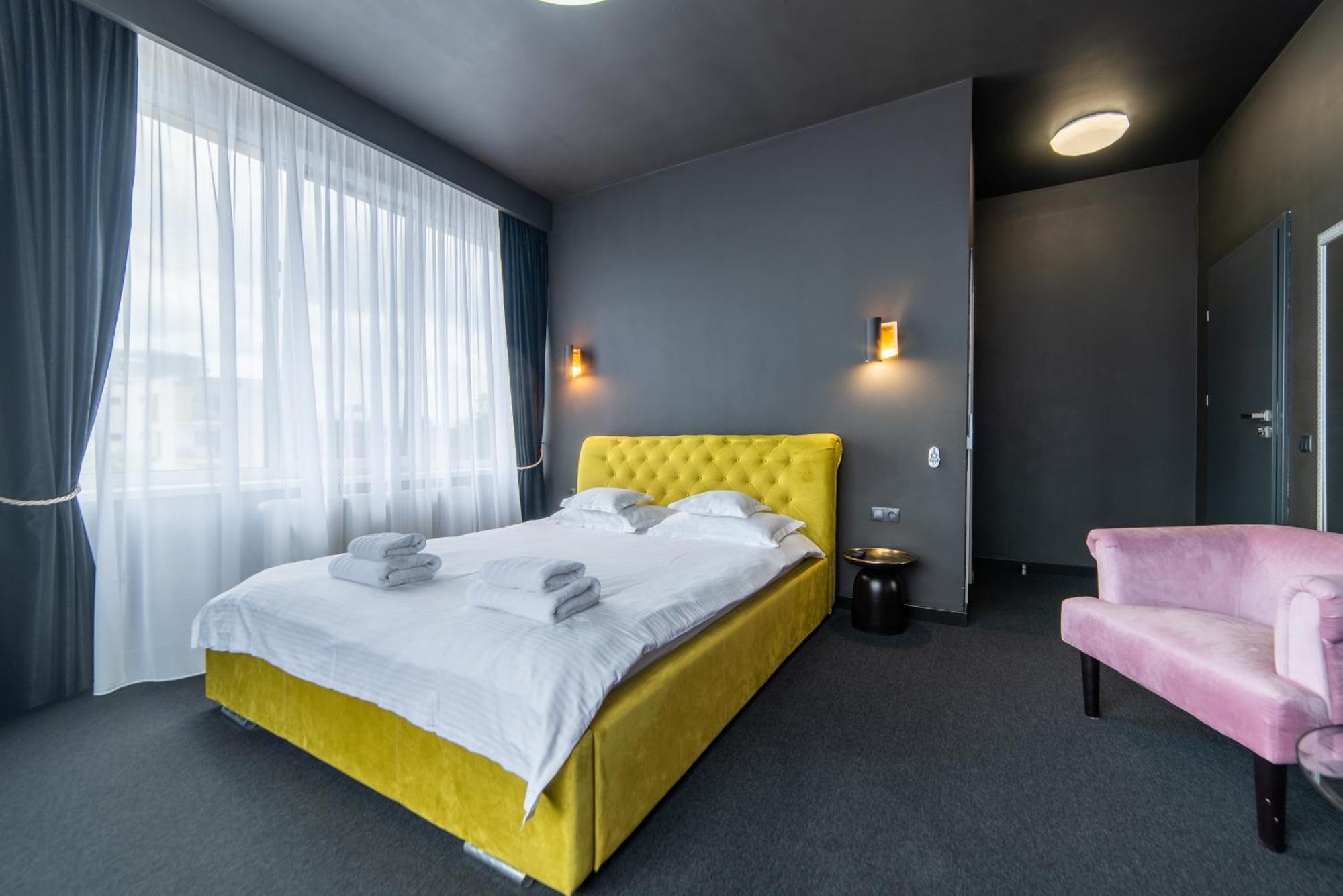 Hotel Zero Cluj-Napoca Esterno foto