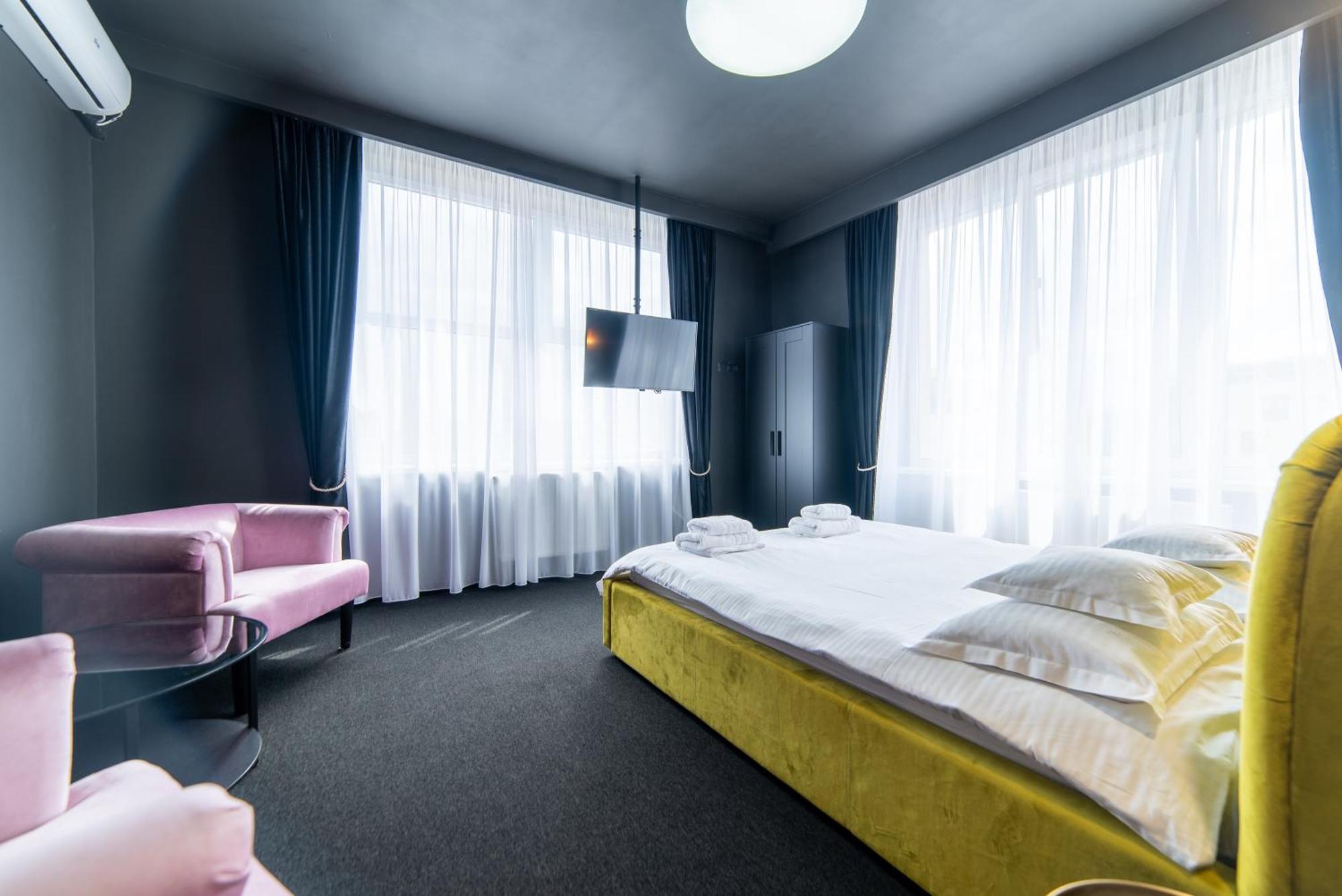 Hotel Zero Cluj-Napoca Esterno foto