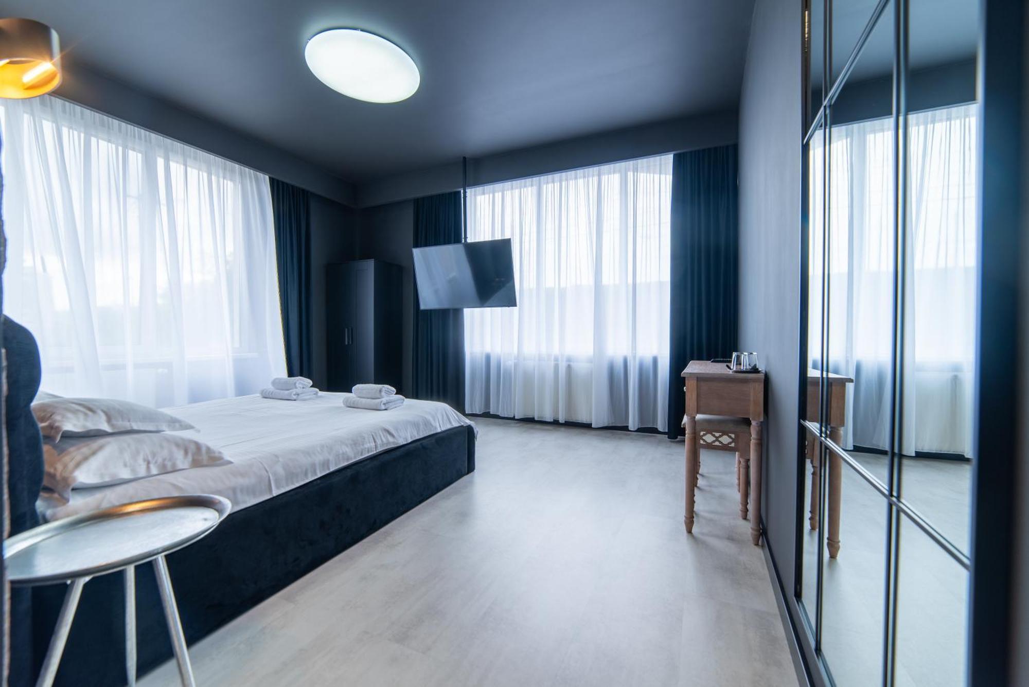 Hotel Zero Cluj-Napoca Esterno foto