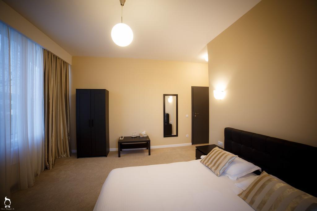 Hotel Zero Cluj-Napoca Esterno foto
